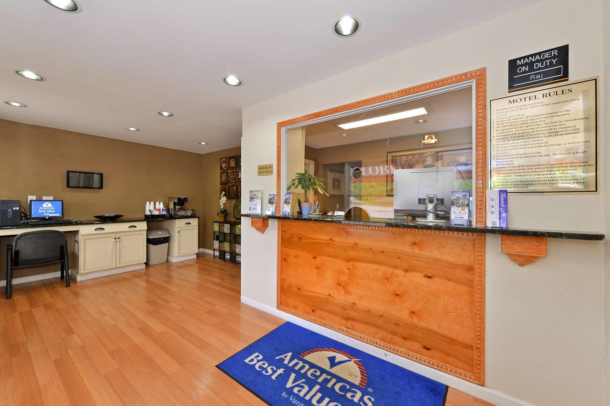 Americas Best Value Inn Near Downtown נאשוויל מראה חיצוני תמונה